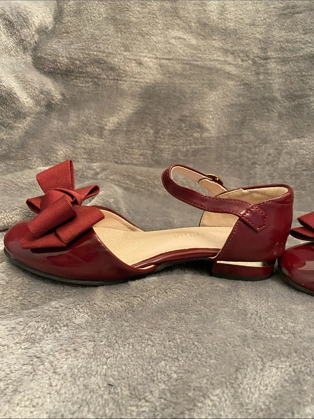 Girls Patent Mary Jane Dress Shoes with Bow - Wine